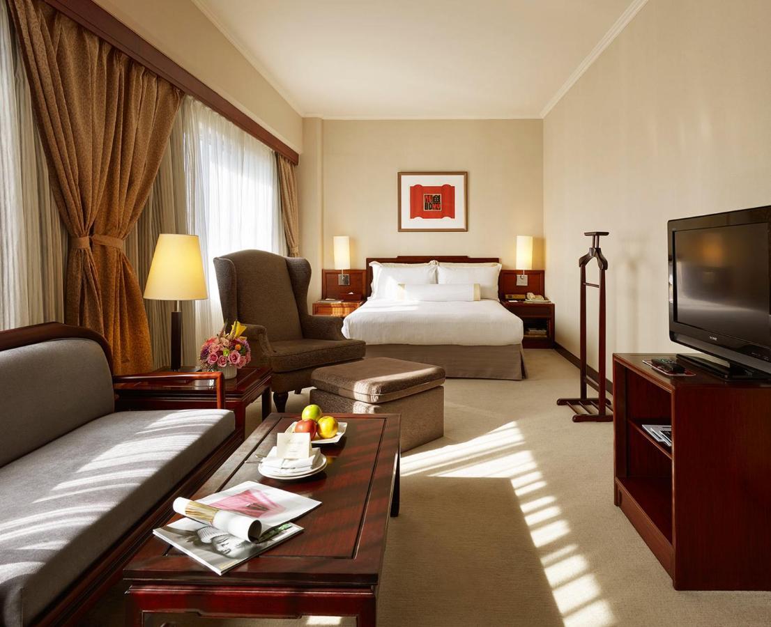 The Howard Plaza Hotel Taipei Exterior foto A room at the hotel